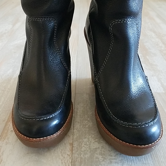Michael Kors boots - Picture 3 of 4
